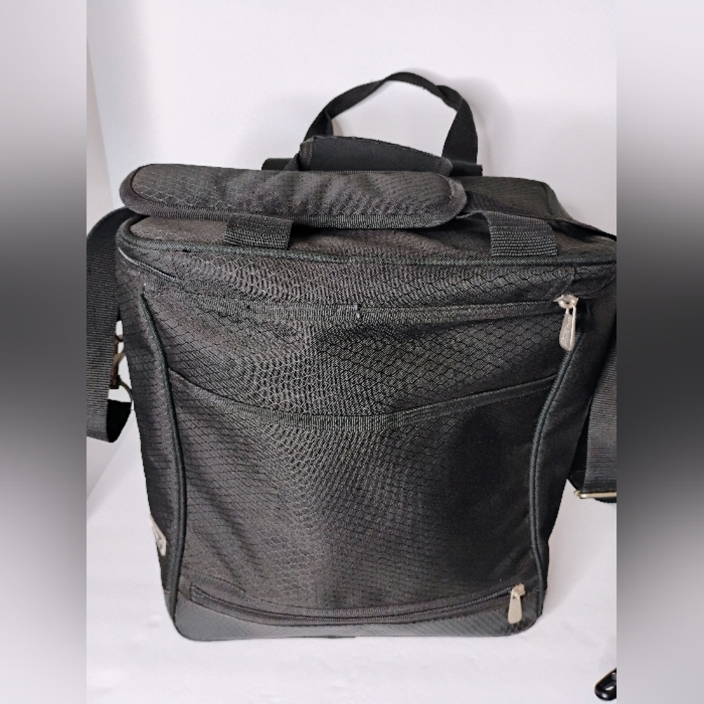 PICNIC TIME Cellar 6-Bottle Wine Carrier & Cooler Tote, Insulated Padded Wine